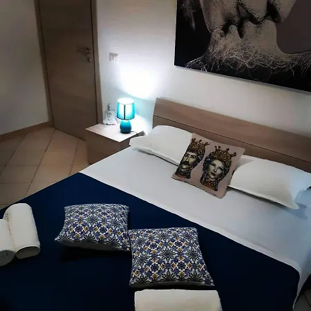 Gr Holiday Apartment Syracuse